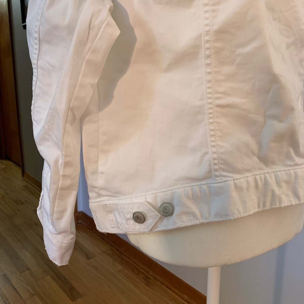 White denim jacket - Picture 3 of 3